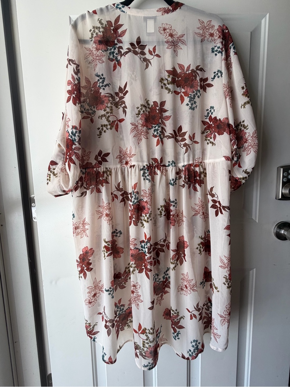 Torrid 2X Floral Lightweight Kimono Dress in Cream, yellow, teal, and Rust - Picture 2 of 6